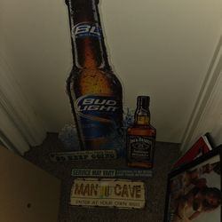 5 Metal Signs
