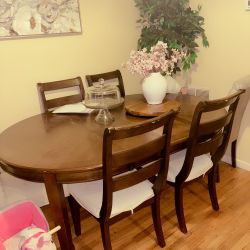 7 Pieces Dining Table 