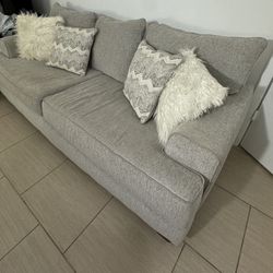 Pull-Out Queen Sofa bed - Like new