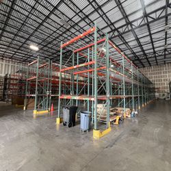 Teardrop Pallet Racking Beams Uprights Wire Decks Pallet Racks 