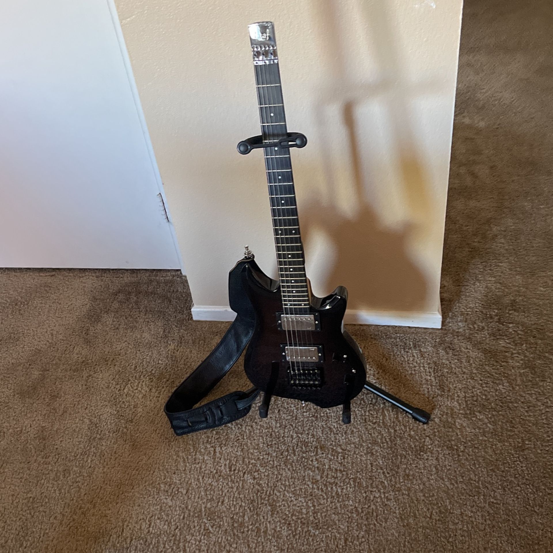Leaf Guitar
