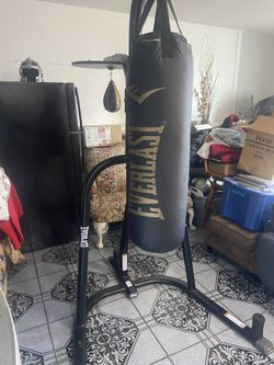 Everlast Two Station Punch Bags
