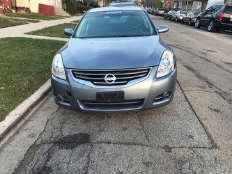 Vendo Nissan Altima 2011
