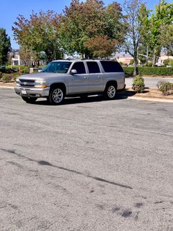 2004 Chevrolet Suburban