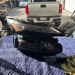 2022 2025 Nissan Rogue passenger side, Headlight,