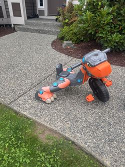 Kids tricycle