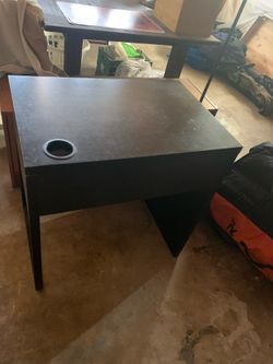 Small desk