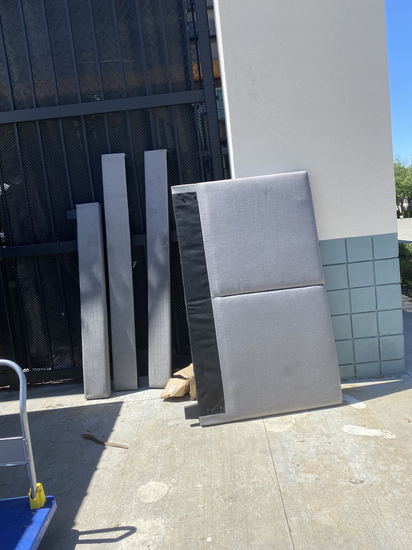 Bed Frame For Queen Size For Free Behind Lowe’s On 4255 First St Livermore Ca
