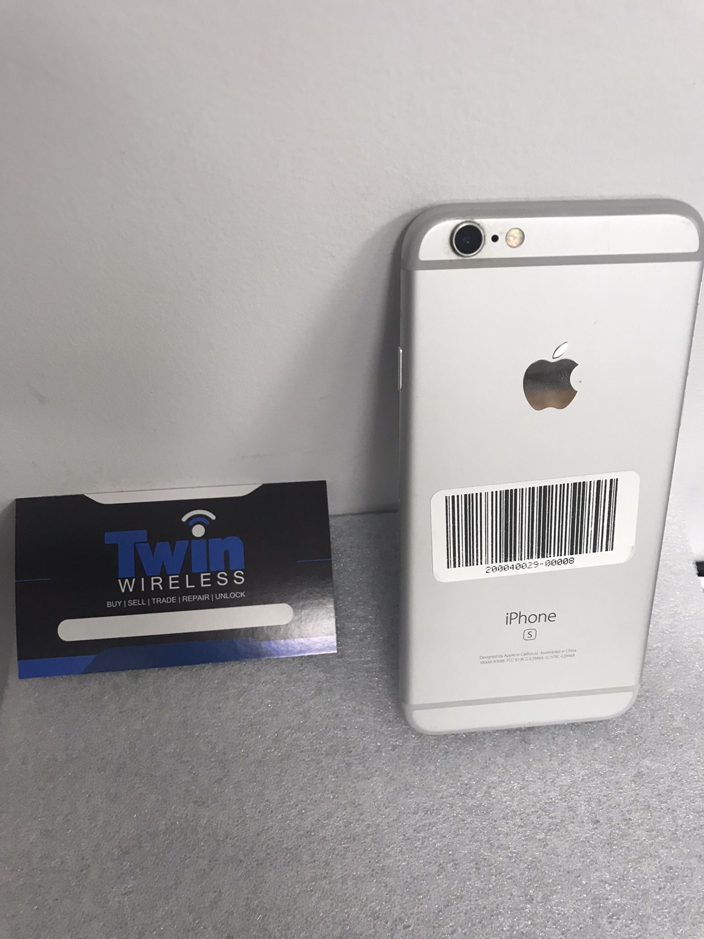 iPhone 6s Excellent Condition Unlocked