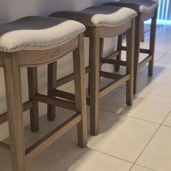 Bar/counter Stools (3)