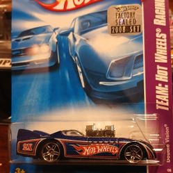 Double Vision 1:64 Scale Hot Wheels 🔥 🛞 New. ** Buy $20+ Get a Free Random Hot Wheels Sealed