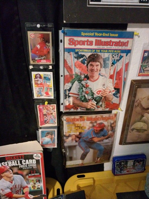 MLB Pete Rose 2 Sports Illustrated Books W / 4 Sports Cards.