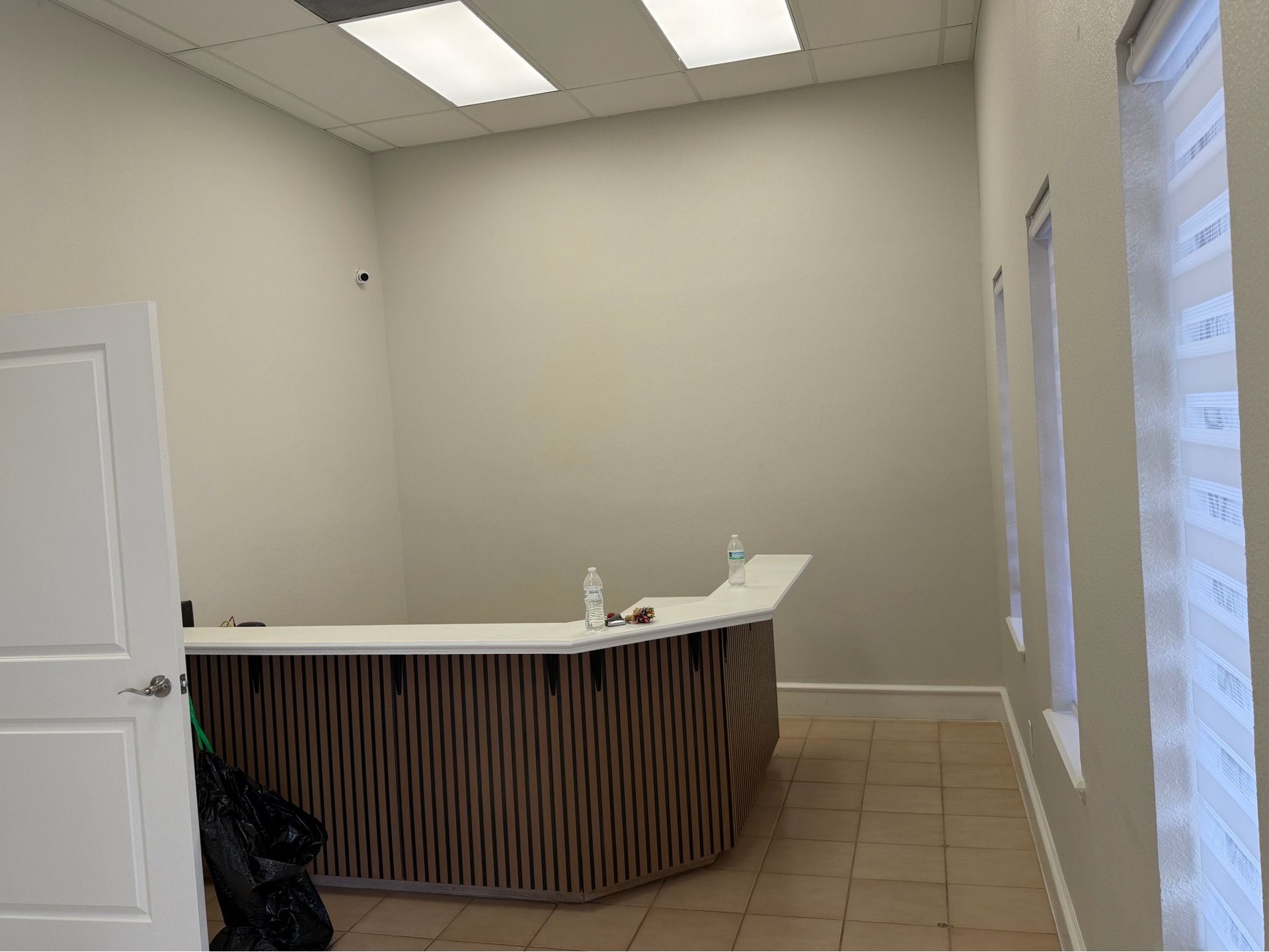 Reception desk