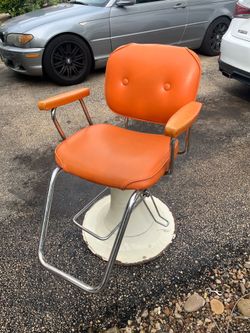 Vintage Barber / stylist chair