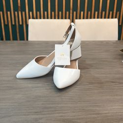 BRAND NEW Beautiful White Strap Heels