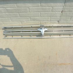 1964 Oldsmobile Cutlass Grille