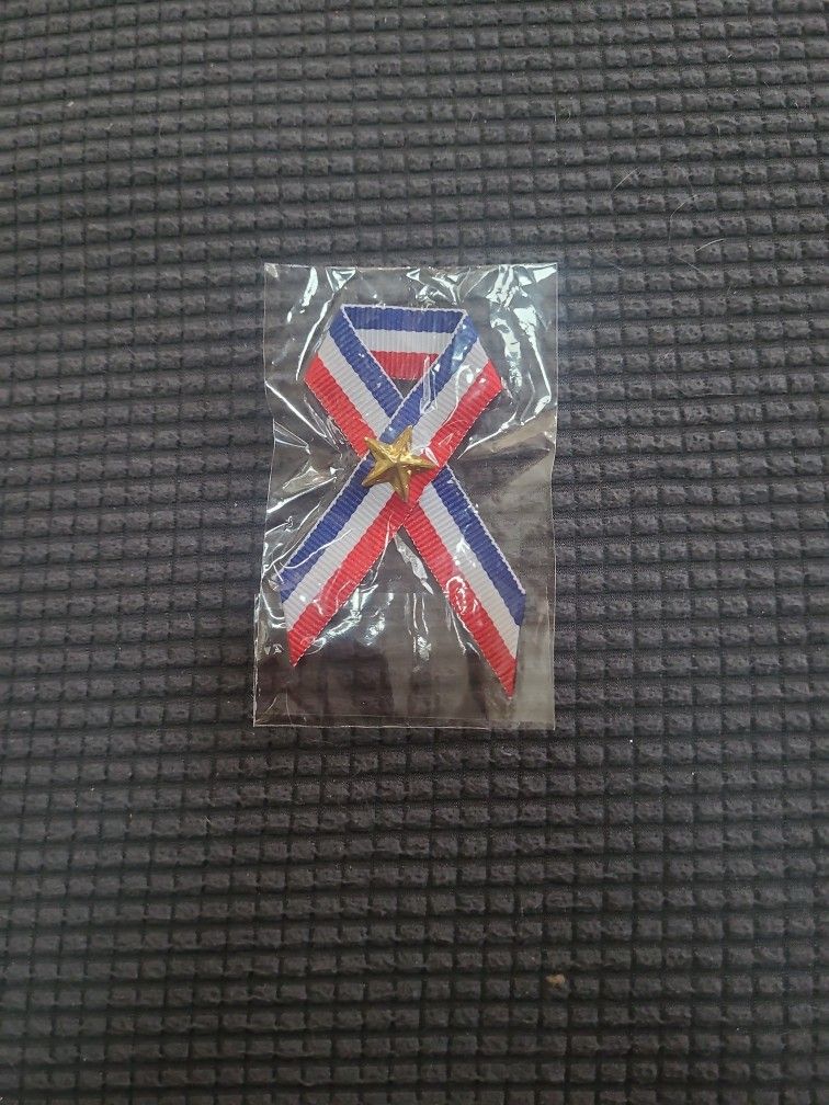 Set of 25 lapel U.S., American, Patriotic ribbons