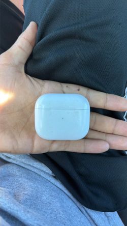 AirPods ￼