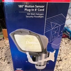 NEW  Security Flood Light — Motion Detection 