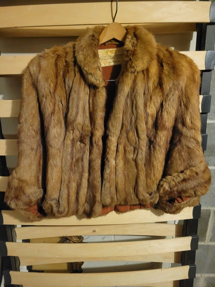 Women's Fur Shawl/coat