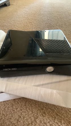 Microsoft Xbox 360 Console Black with controllers