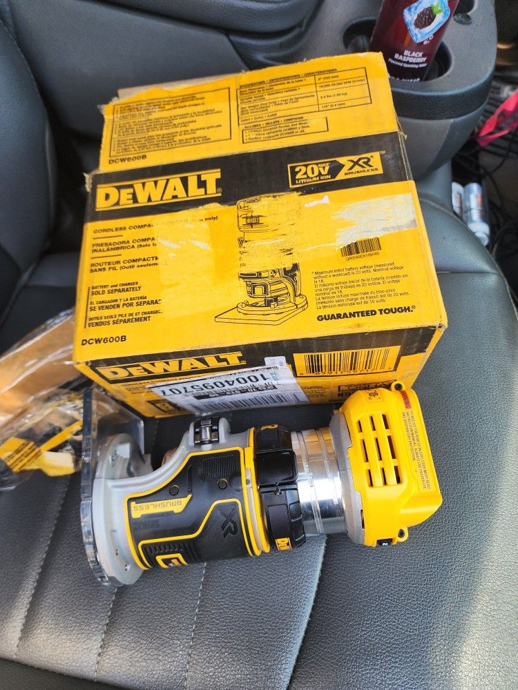 Dewalt Xr Router With Speed $140 Only Tool