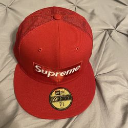 Supreme New Era Hat 7 5/8