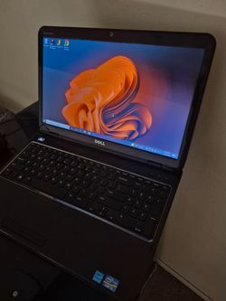 Dell laptop DVD CD burner built in great for music burning 750gb  storage bad batt though