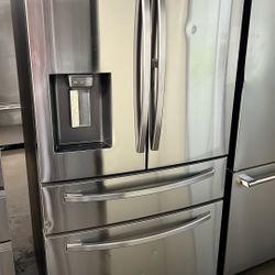 SAMSUNG FOUR DOOR REFRIGERATOR DOOR IN DOOR 
