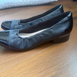 New Clarks Leather Wedges (9)