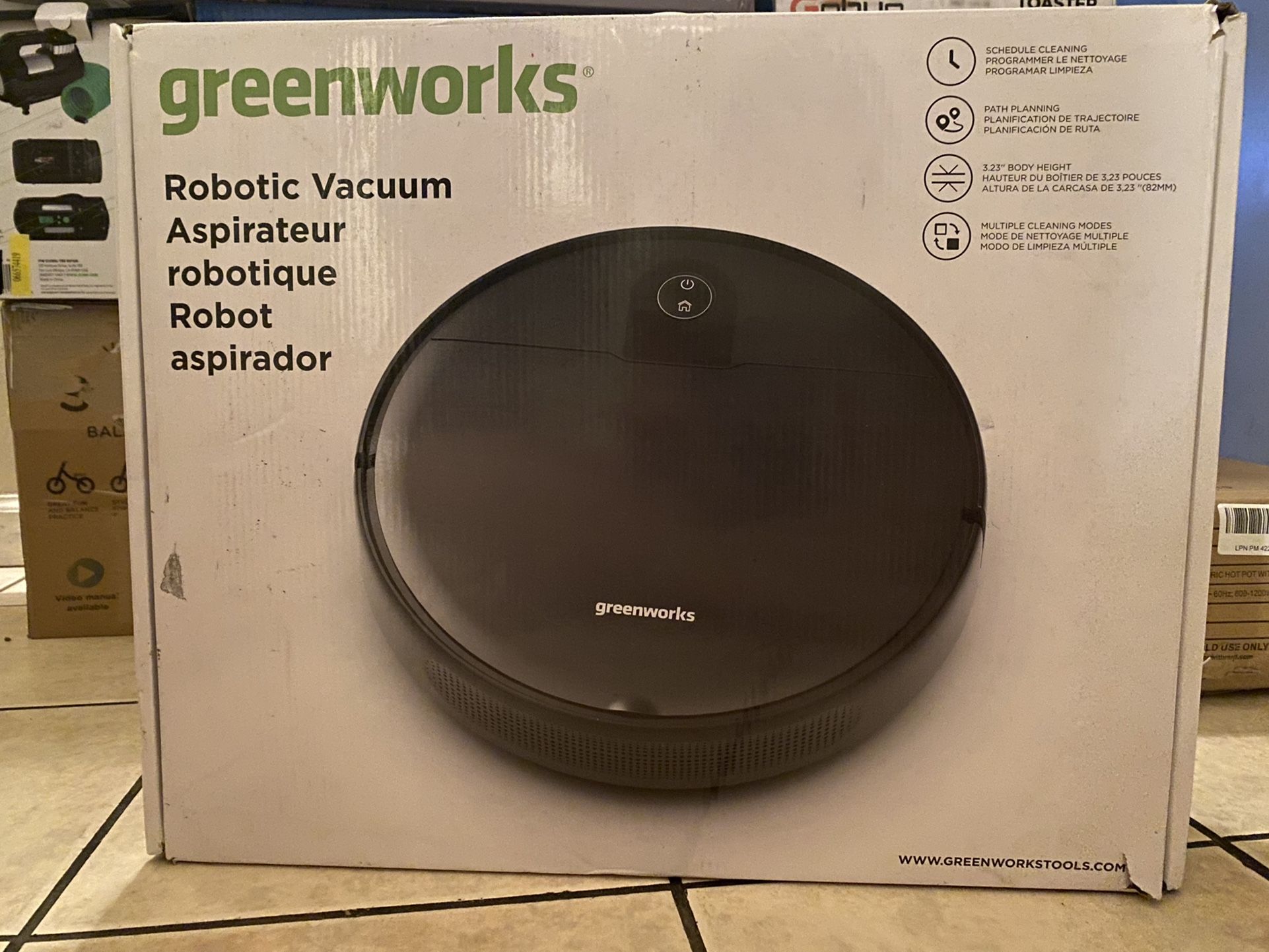 Robotic Vacuum (green works)