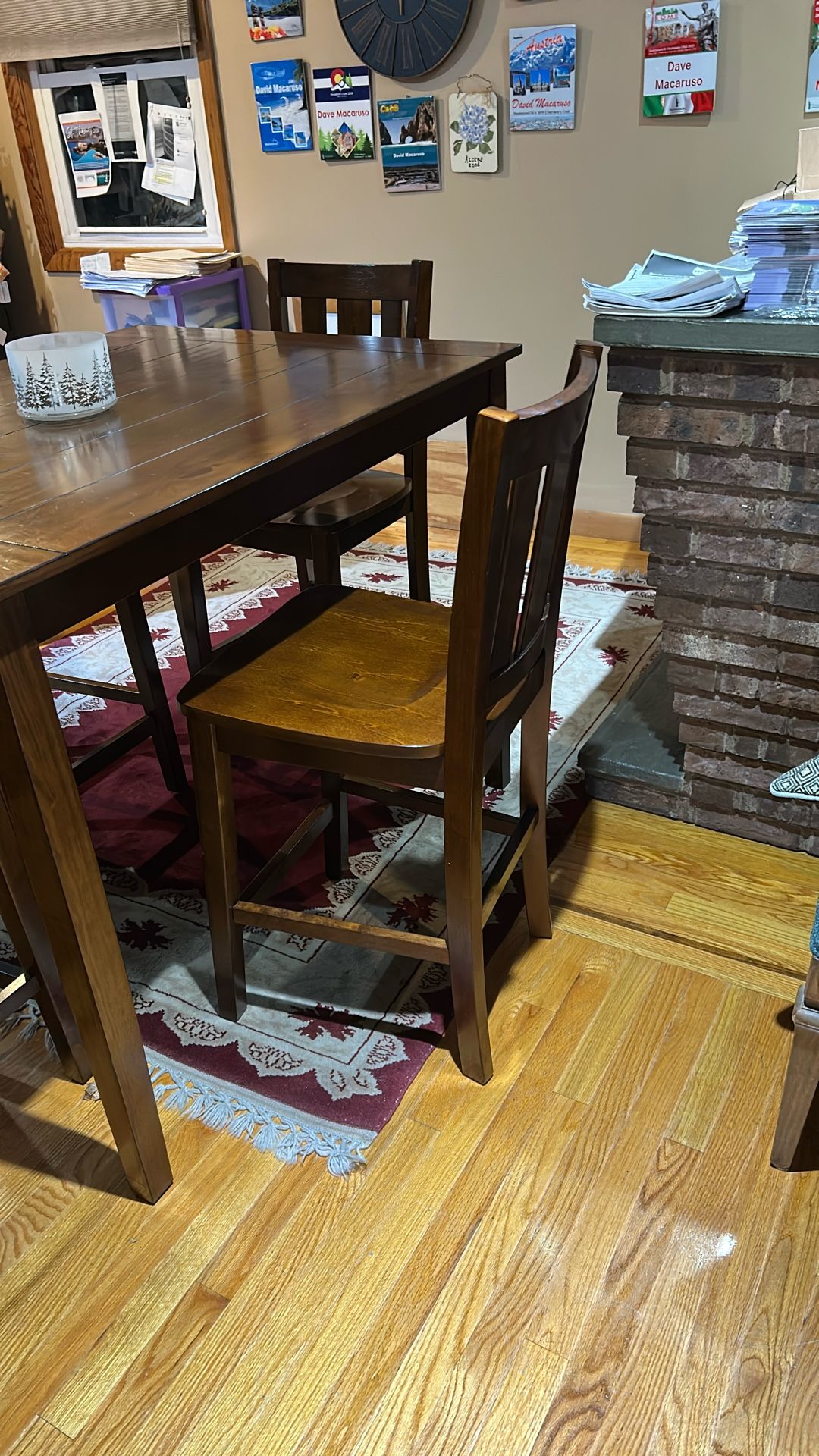 Excellent mahogany Hardwood Hi Table