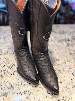 Boot size8 Cuadra