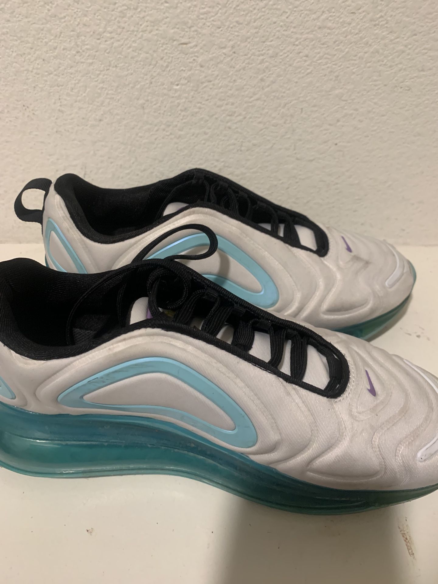 Nike Shoes For Woman’s