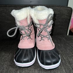 Girl’s Cat And Jack Snow Boots