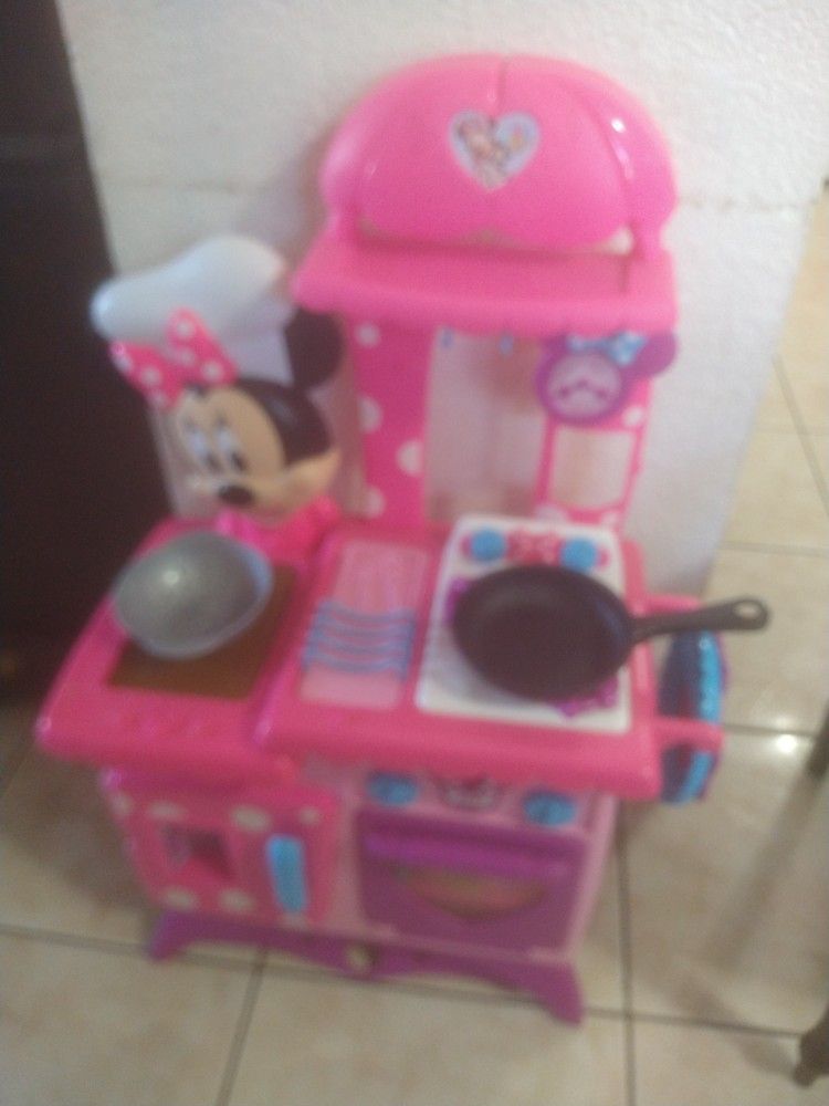 Minnie Kitchen Play Set