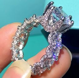 Wedding ring/engagement ring