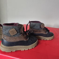 Boys Carters Size 9 Boot