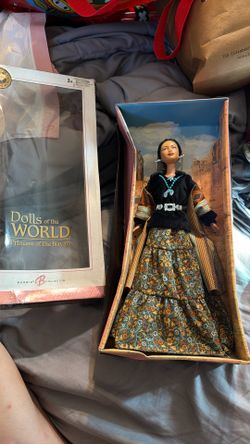 Vintage Barbie Collector Dolls Of The World, Princess Of The Navajo