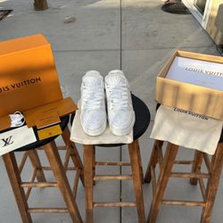 White Lv Trainers
