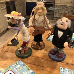 ZIM’S Heirloom Wood Figures