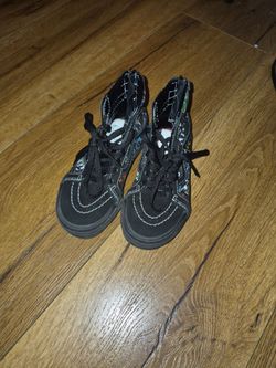 Disney 100 vans