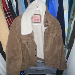 Levi’s Women’s L Suede Coat