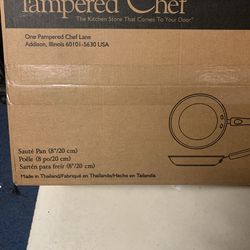 Pampered Chef 8-inch SautÃ© Pan #2863