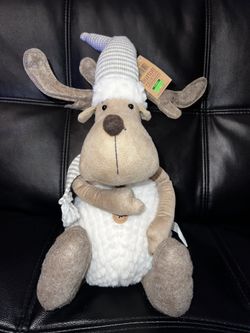 Shelf Sitter Plush Ricky The Reindeer Christmas Decoration NWT