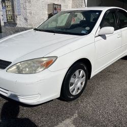 2003 Toyota Camry Le Runs Great 