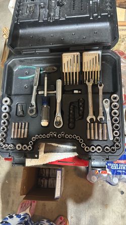 Craftsman 94 piece mechanics tool set