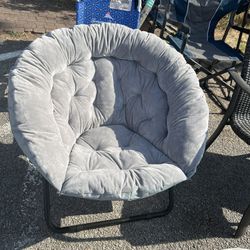 Round Chair