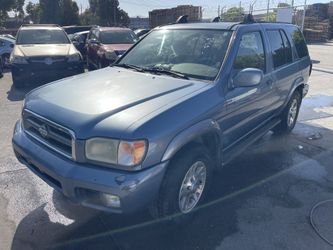 2000 Nissan Pathfinder