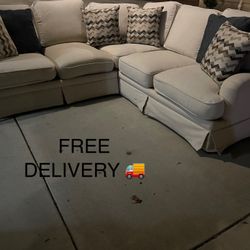Sectional Couch 